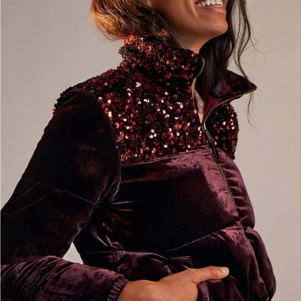 Women’s Anthropologie Maeve VERA Plush Velvet Sequin Puffer Jacket Wine. 1x. NWT